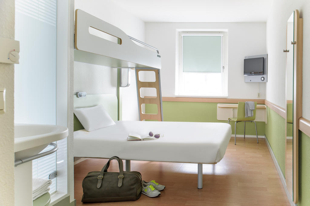 Ibis Budget Geneve Petit-Lancy Exteriör bild